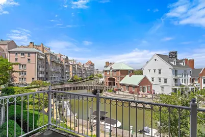 110 Shearwater Ct East #22, Jersey City, NJ 07305 - Photo 2