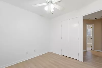 52 Markham Rd, Edison, NJ 08817 - Photo 24