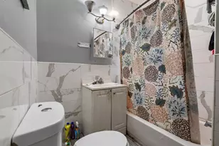 104 Wegman Pkwy, Jersey City, NJ 07305 - Photo 12