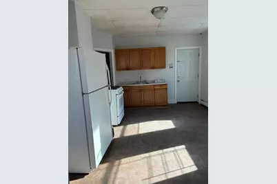 387 Avenue C #6, Bayonne, NJ 07002 - Photo 2
