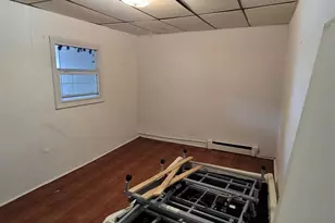 204 New York Ave, Jersey City, NJ 07307 - Photo 4