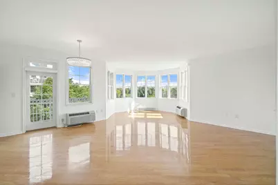 30 Freedom Way #204, Jersey City, NJ 07305 - Photo 4