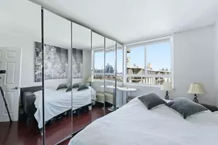 100 Manhattan Ave, Union City, NJ 07087 - Photo 12