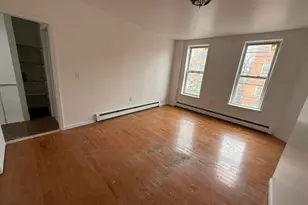 23 Vroom St, Jersey City, NJ 07306 - Photo 4