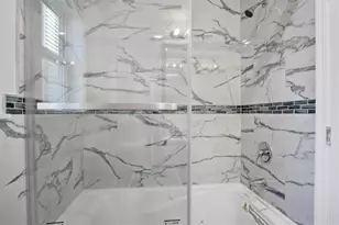 81 W 20th St, Bayonne, NJ 07002 - Photo 12