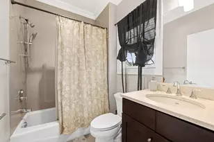 165 Thorne St, Jersey City, NJ 07307 - Photo 16