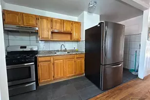 805 Secaucus Rd, Jersey City, NJ 07087 - Photo 10