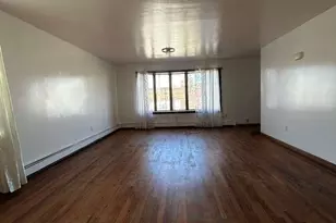 805 Secaucus Rd, Jersey City, NJ 07087 - Photo 14