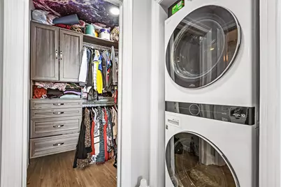 110 Shearwater Ct East #33, Jersey City, NJ 07305 - Photo 8