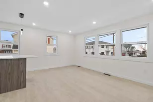 369 Hops Ln, Secaucus, NJ 07094 - Photo 10