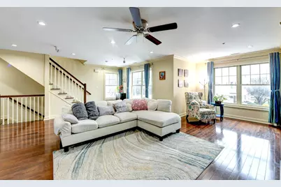 1625 Paterson Plank Rd #2, Secaucus, NJ 07094 - Photo 6