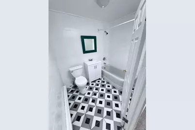 377 1/2 Bramhall Ave, Jersey City, NJ 07304 - Photo 8