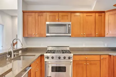 7400 River Rd #419, North Bergen, NJ 07047 - Photo 2