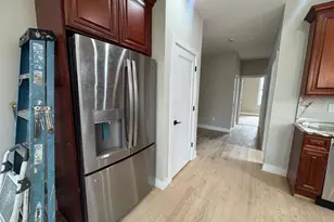 192 Halladay St, Jersey City, NJ 07304 - Photo 6