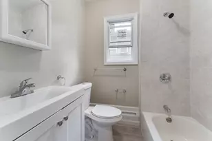 11 Holmes Ave, Jersey City, NJ 07306 - Photo 10