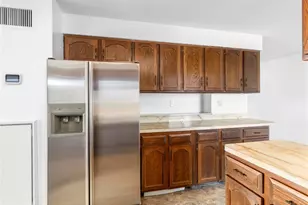 1705 Harmon Cove Tower, Secaucus, NJ 07094 - Photo 12