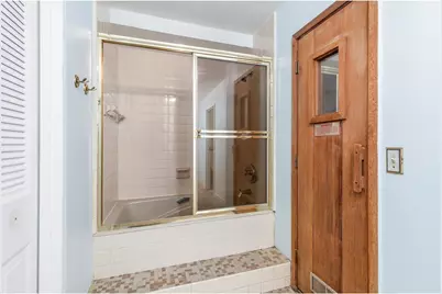 1705 Harmon Cove Tower #1705, Secaucus, NJ 07094 - Photo 26