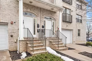 126 Gates Ave, Jersey City, NJ 07305 - Photo 2