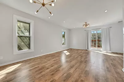 30 Columbia Terrace #2, Edgewater, NJ 07020 - Photo 2