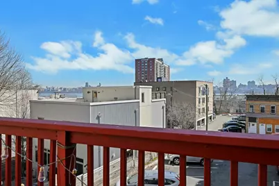 30 Columbia Terrace #2, Edgewater, NJ 07020 - Photo 6