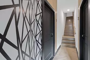 291 New York Ave, Jersey City, NJ 07307 - Photo 6