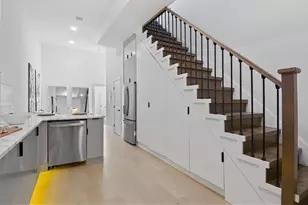 291 New York Ave, Jersey City, NJ 07307 - Photo 8