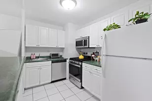 135 Montgomery St, Jersey City, NJ 07302 - Photo 8