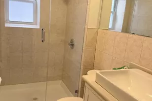426 Undercliff Ave, Edgewater, NJ 07020 - Photo 6