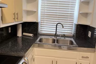 426 Undercliff Ave, Edgewater, NJ 07020 - Photo 8