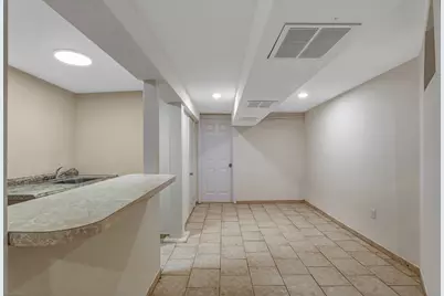 318 70th St, Guttenberg, NJ 07093 - Photo 18