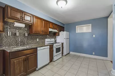 318 70th St, Guttenberg, NJ 07093 - Photo 6