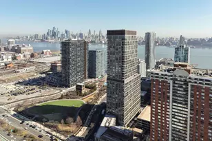 75 Park Ln S, Jersey City, NJ 07310 - Photo 22