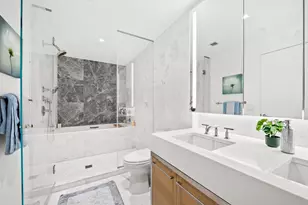 75 Park Ln S, Jersey City, NJ 07310 - Photo 14