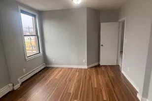 282 New York Ave, Jersey City, NJ 07307 - Photo 6