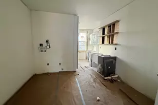 147 New York Ave, Jersey City, NJ 07307 - Photo 6