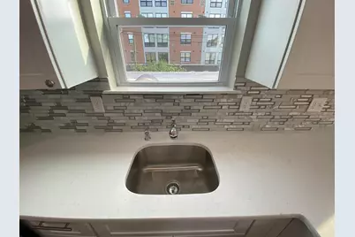 176 Avenue F #2, Bayonne, NJ 07002 - Photo 10