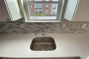 176 Avenue F, Bayonne, NJ 07002 - Photo 10