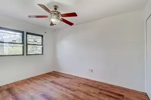 25 Skillman Ave, Jersey City, NJ 07306 - Photo 10