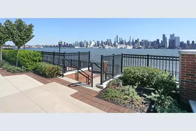 100 Eton Row #604, Weehawken, NJ 07086 - Photo 28