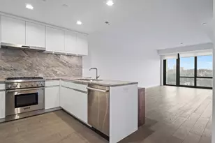 320 Adolphus Ave, Cliffside Park, NJ 07010 - Photo 4