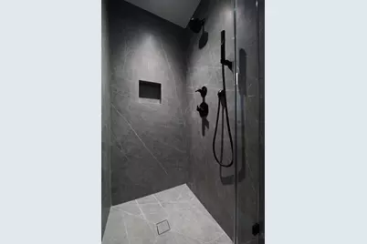 91 Hancock Ave, Jersey City, NJ 07307 - Photo 32