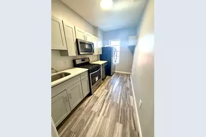 644 Newark Ave #4, Jersey City, NJ 07306 - Photo 1