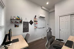 37 Spruce St, Jersey City, NJ 07306 - Photo 16