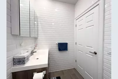 37 Spruce St #5, Jersey City, NJ 07306 - Photo 12