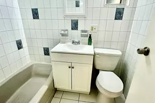 247 Clendenny Ave, Jersey City, NJ 07307 - Photo 10