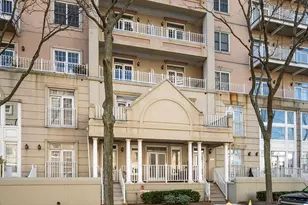 206 Shearwater Ct W, Jersey City, NJ 07305 - Photo 38