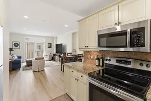 206 Shearwater Ct W, Jersey City, NJ 07305 - Photo 8