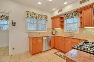 10 Lynn Ct, Rutherford, NJ 07070 - Photo 8