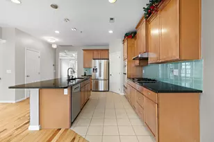 25 Creekside Ct, Secaucus, NJ 07094 - Photo 4