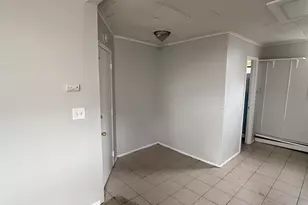 187 Beacon Ave, Jersey City, NJ 07306 - Photo 4